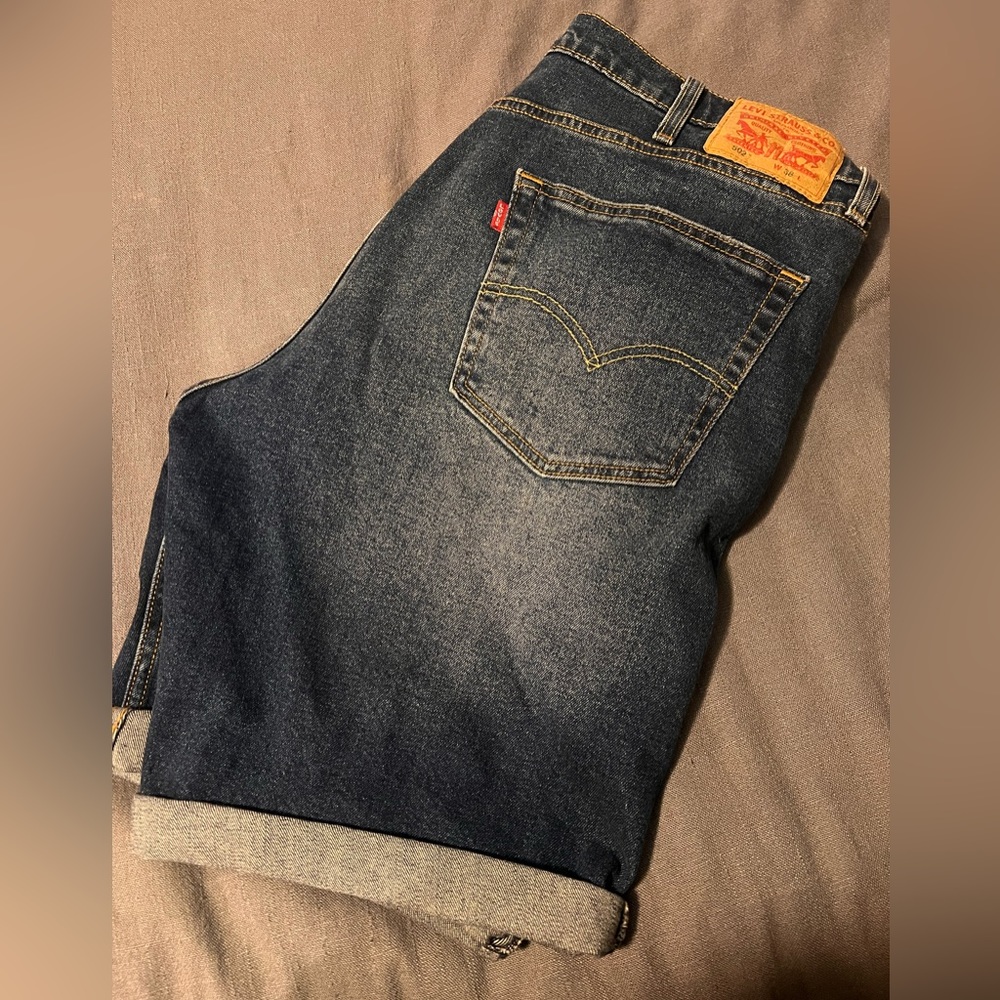 Men’s Levi shorts 502
